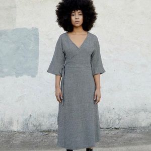 Esby Mel wrap dress. Mockingbird houndstooth. M